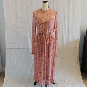 Lush XL Mock Neck Floral Mesh Dress
MAUVE